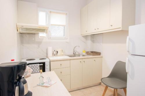 Traveller's Nest Apartment close to center,port,airport 4