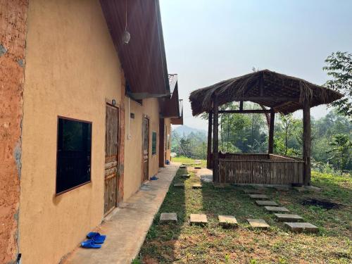 Ly Quoc Tuan Homestay