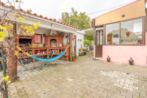 Countryside paradise in Bucelas in บูเซลาส