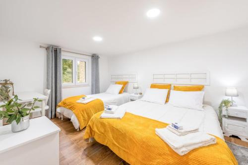 Countryside paradise in Bucelas in บูเซลาส