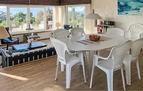 Stunning home in Porticcio w/ WiFi and 4 Bedrooms - image 12