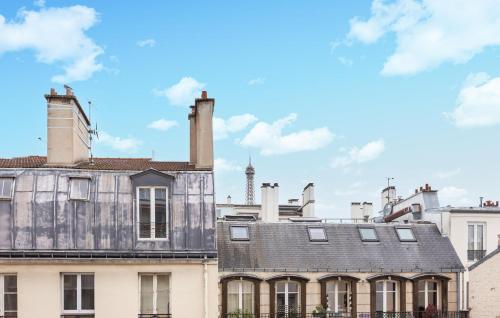 Awesome Apartment In Paris With Wifi - image 14