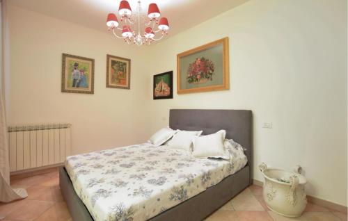 2 Bedroom Nice Home In Massarosa