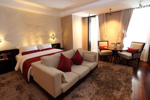 room detail thumbnail 0