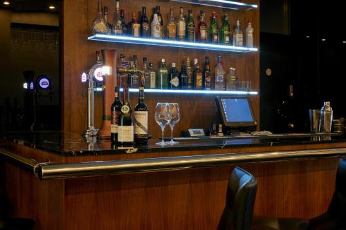 ザ クイーンズ ゲート ホテル