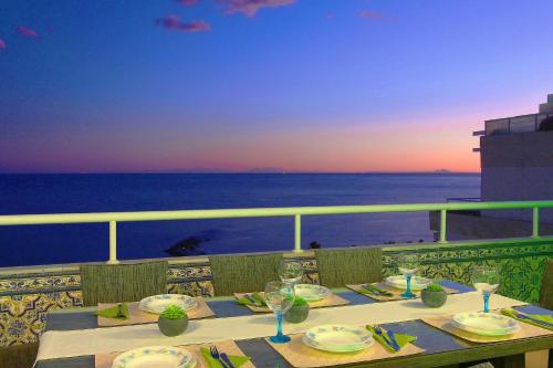 1149 Unique beachfront Penthouse Marbella Center 400m2 - image 2