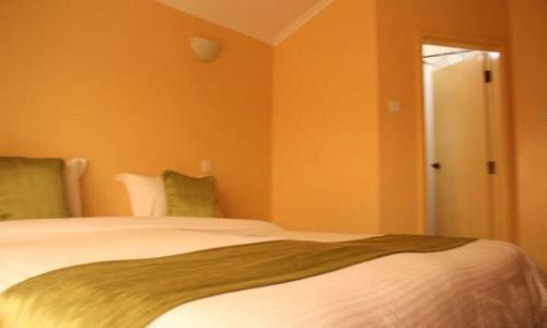 LIA Hotel & Training Centre - Photo 5