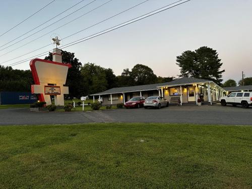 Beas Parkway Inn in Mount Airy, USA