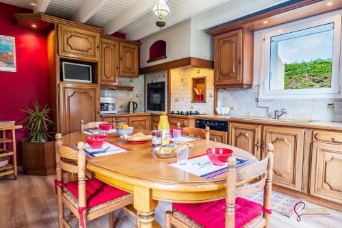 Konyha, La maison de la petite lande in Saint-Jean-du-Doigt