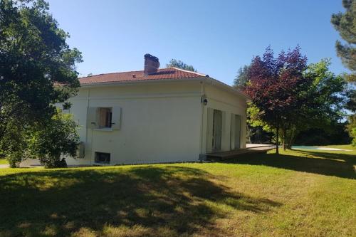 "La Belle Aube - Near Bergerac Swimming pool