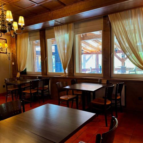 ห้องอาหาร, Hotel Avion Bratislava in บราติสลาวา 1