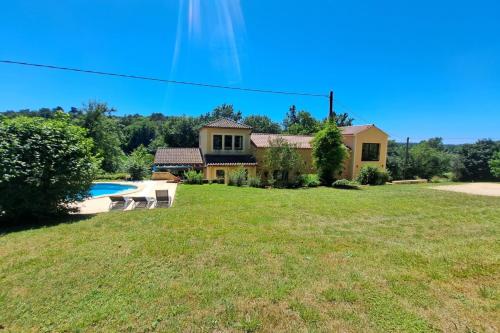 Maison Spacieuse situation idéale au calme - Location saisonnière - Bouillac