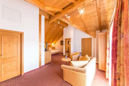 Gasthof Metzgerei Oberhauser Hotel Post