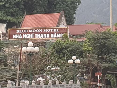 Blue Moon Motel