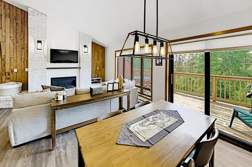 Lookout Village 24 in Fraser, USA
