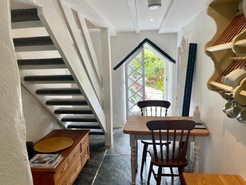 Buitenkant, Chapel Annex in Dunmere