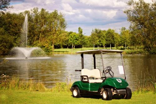 Calderfields Golf & Country Club - image 8