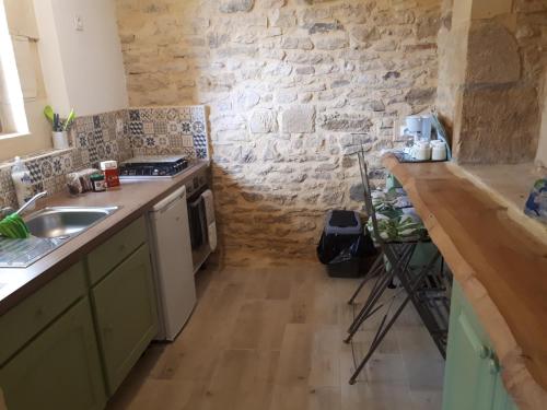 Gite Les Fontanelles - Four au Pain in Marcillac-Saint-Quentin