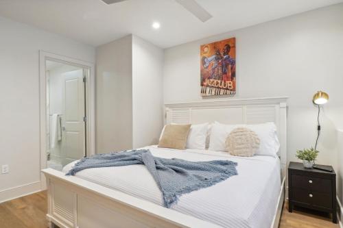 Three-Bedroom Apartment image 6