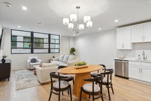 Three-Bedroom Apartment image 10
