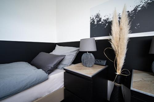 Haus blauer Stein - 6 Wohnungen, 15 Schlafzimmer