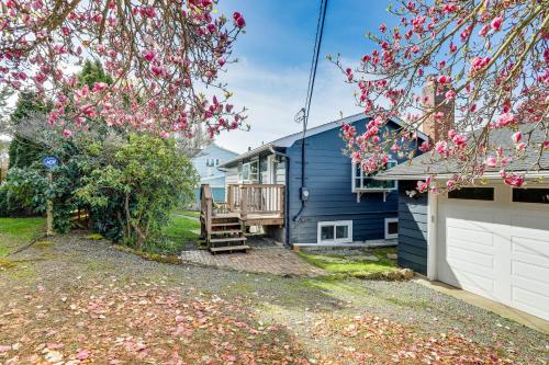 Renovated Apartment in Seattle 7 Mi to Downtown! near Ballard Locks