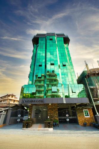 Вид, HADJENS HOTEL in Мванза