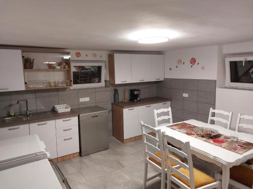 Apartman KATARINA Mrežnica (Apartman KATARINA Mreznica) in Galović Selo