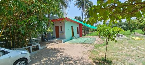 THE FARM CREST - BETA ELITE (ECR NEXT TO KALPAKKAM), Kūvattūr