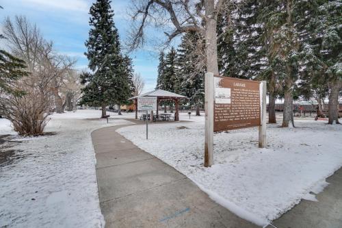 Downtown Laramie Home Walk to the University - image 10
