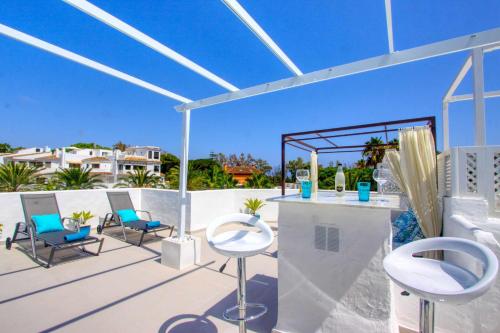 1094 modern duplex penthouse on the beach - image 12