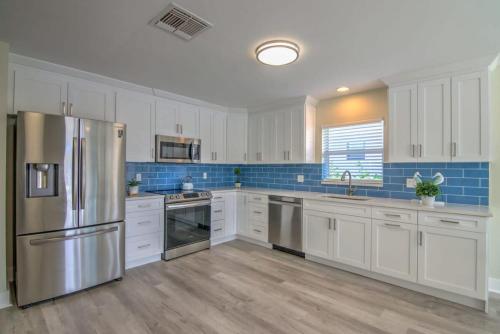 Newly Refurbished Naples Park Cottage with a Heated Pool secondary