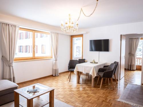 Apartment Chesa Sur Ova 30 by Interhome in St. Moritz, Schweiz