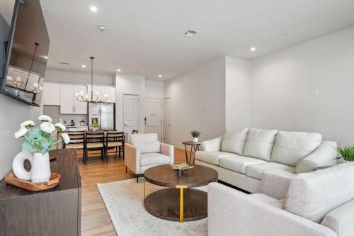 Penthouse Apartment image 5