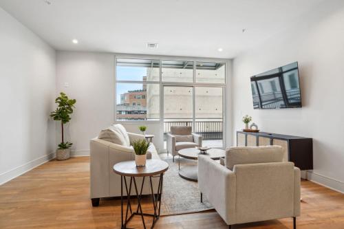 Penthouse Apartment image 3