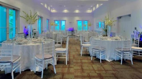 Banquet hall, Villa Vista-2 Story w 3Bdrms & Golf View near Doral Golf Resort and Spa