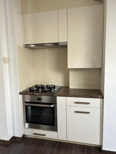 Apartament Bobrzańska - 4 bedrooms sypialnie