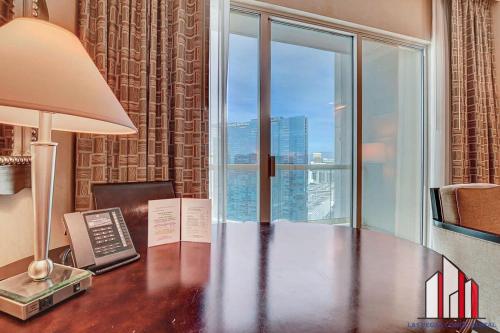 MGM Signature-38-617 Top floor F1 View Balcony, Las Vegas (photo 6)