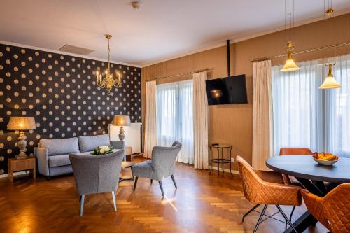 Létesítmények, Kasteel De Vanenburg in Putten