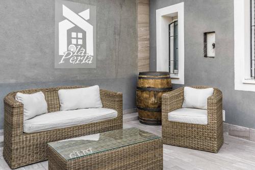 La Perla Rooms 5