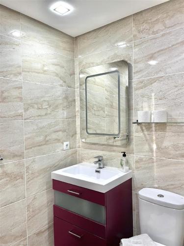 One-Bedroom Apartment image 2