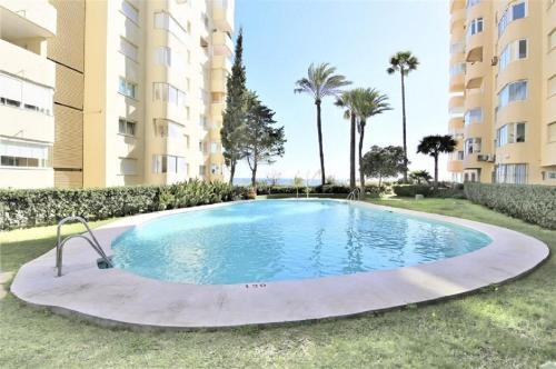 One-Bedroom Apartment image 1
