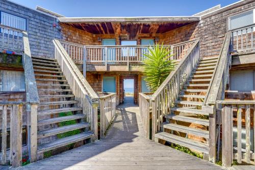 Watsonville Condo with Ocean Views and Beach Access