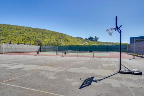 Watsonville Condo with Ocean Views and Beach Access