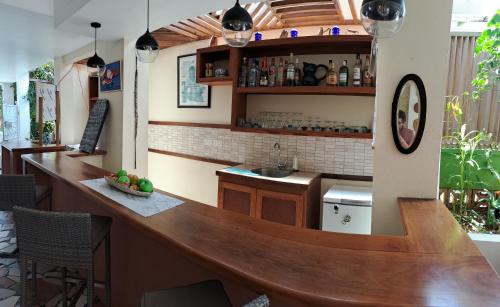 Rainbow Inn in Grenville