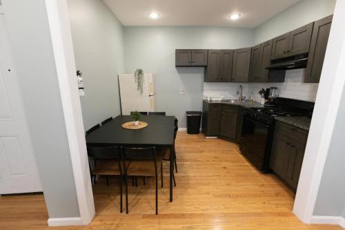 Cozy & Classy 3-Bed to mins NYC