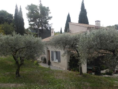 2 chambres au calme Villa Chrisma Provence - Chambre d'hôtes - Orgon