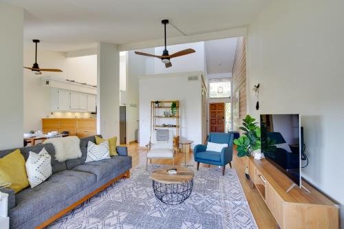 Pet-Friendly La Mesa Townhome 15 Mi to San Diego! in La Mesa, USA