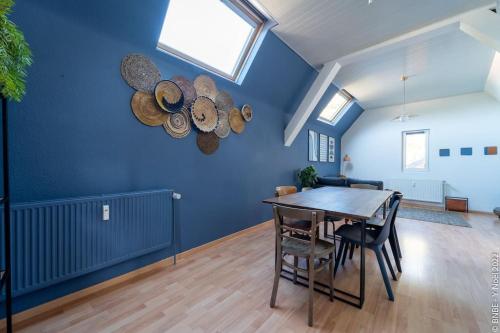 At the water's edge, warmthy Dinant - Small price in Dinant