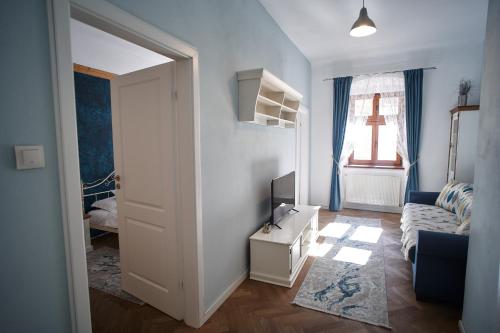 Superior Apartment image 1